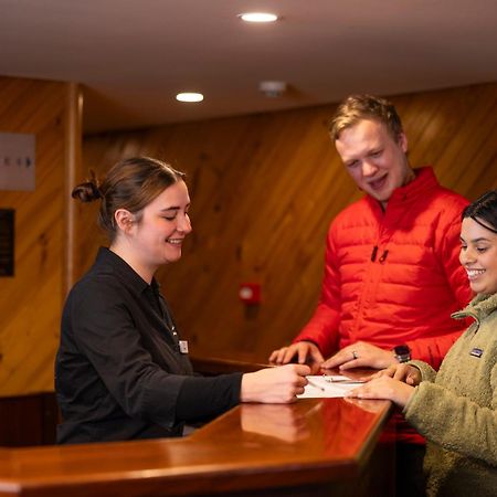 The Perisher Valley Hotel Экстерьер фото