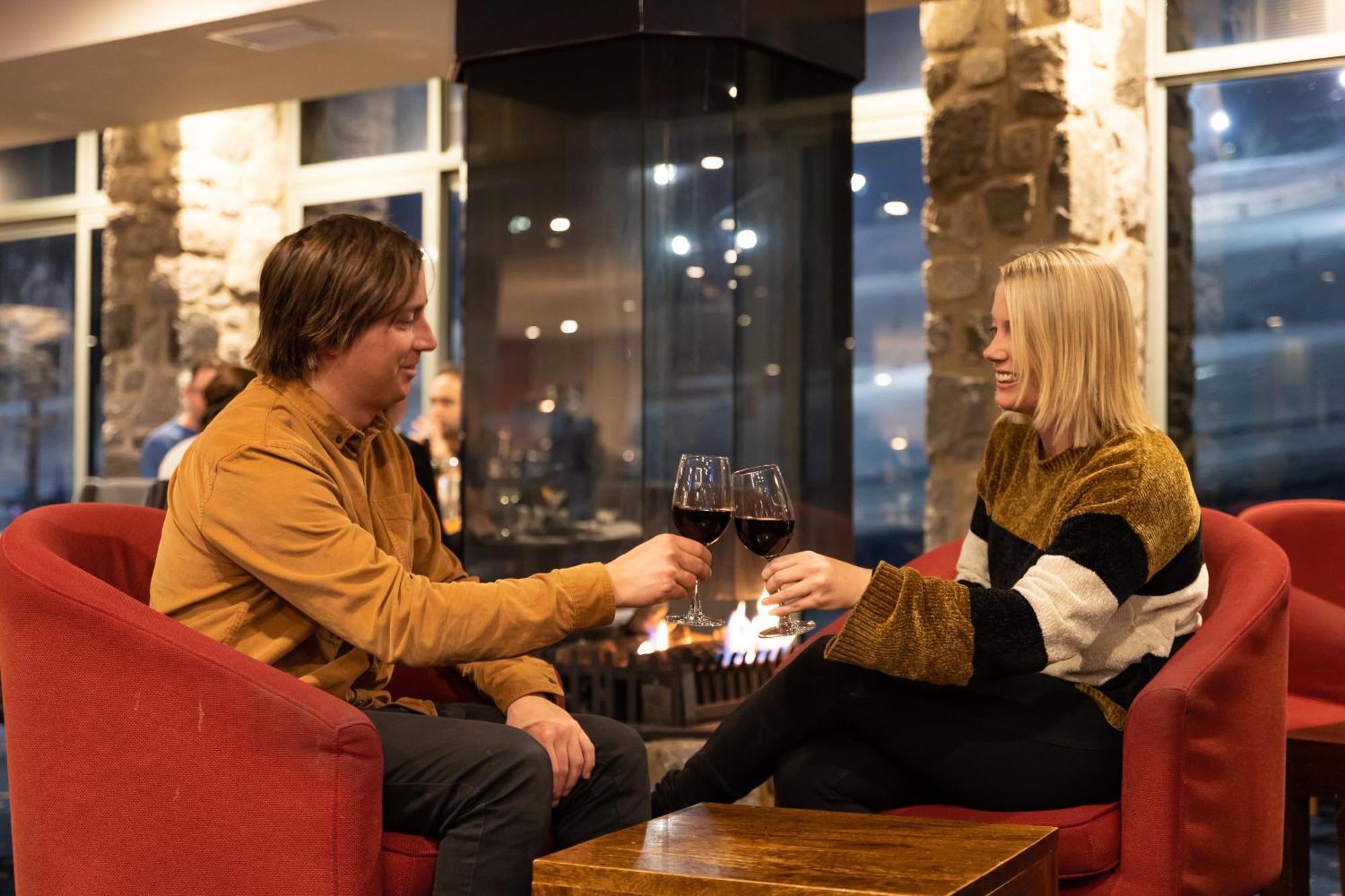 The Perisher Valley Hotel Экстерьер фото