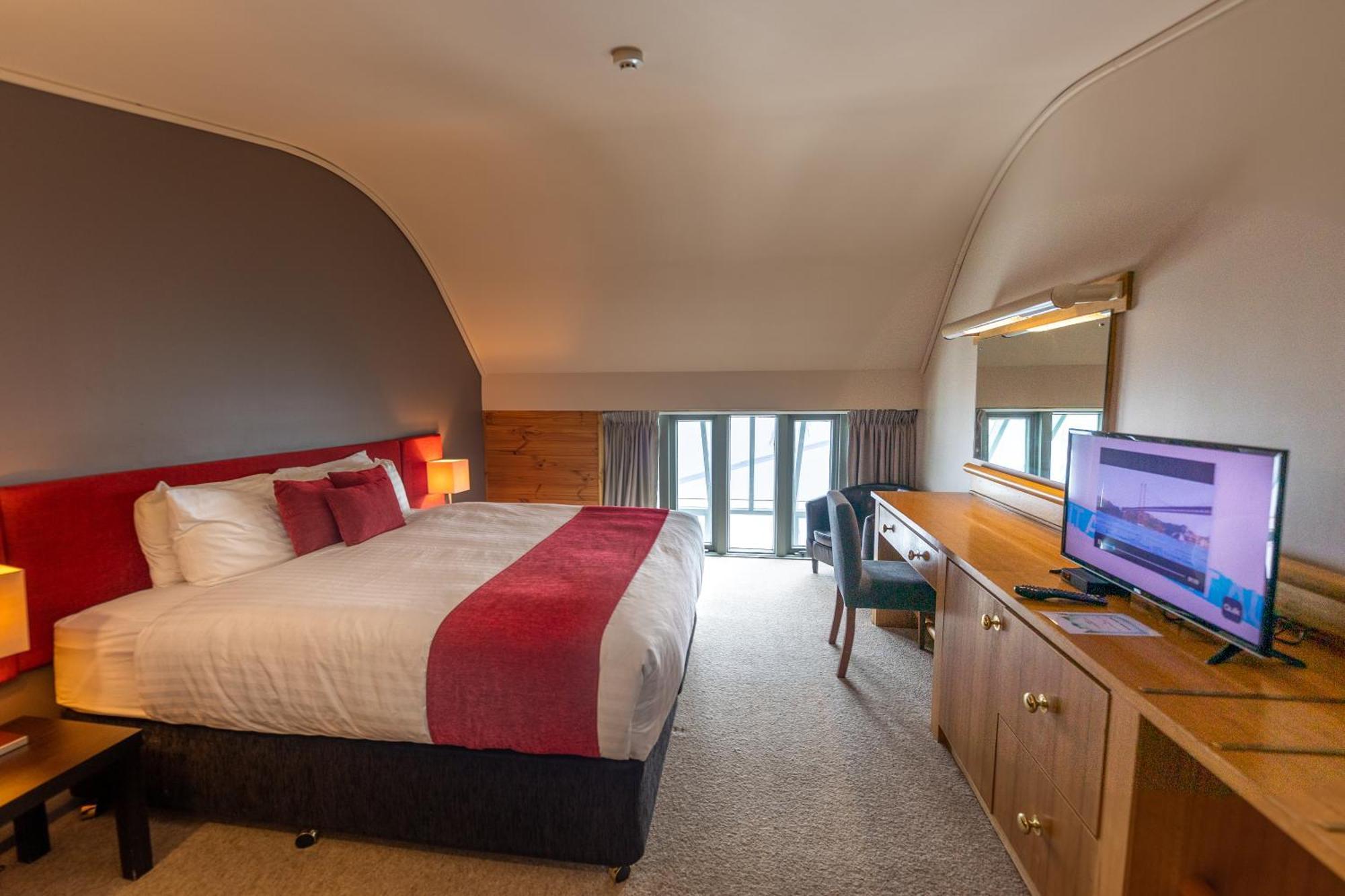 The Perisher Valley Hotel Экстерьер фото
